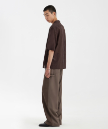 Convertible Collar Half Shirt - Brown