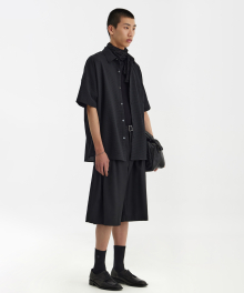 Oversized Half Shirt - Black