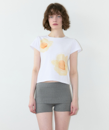 Egg Flower Puff T-Shirt (White)