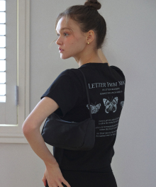 트리플 나비 자수 반팔 티셔츠 ( 블랙 )