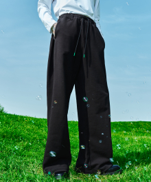 Compact side tuck wide pants [black]