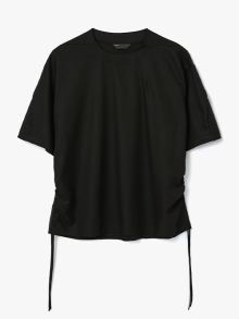 오픈 숄더 라운드 하프 셔츠 - 블랙