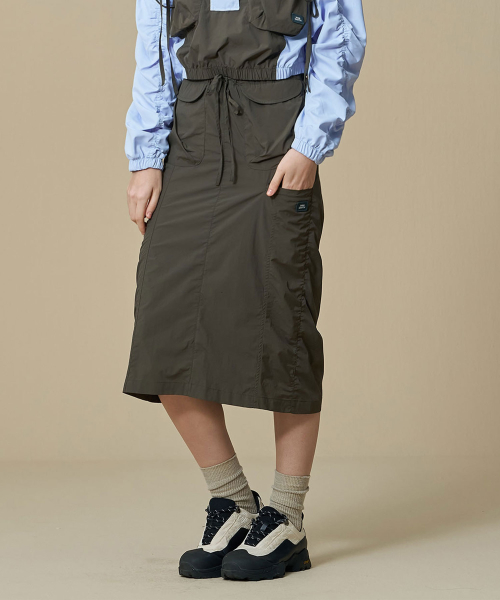 [비비씨 어스] W 유틸리티 셔링 스커트_Khaki BE41LS51W760