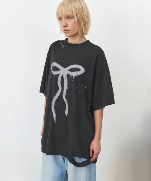 売れ筋がひ贈り物！ INSILENCE | MUSINSA WOMEN BLACK WASHED T-shirt Spray Distressed トップス