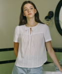 논로컬(NONLOCAL) Lace Shirring Blouse - White