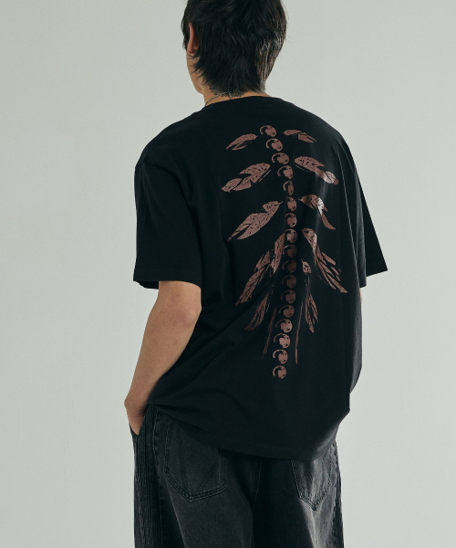 Leaves Bone Short Sleeve (Black)