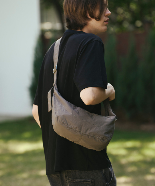 STITCH HOBO CROSS BAG [GREY]