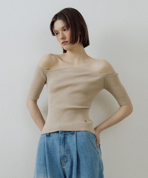 Upper Lips Knit (beige)