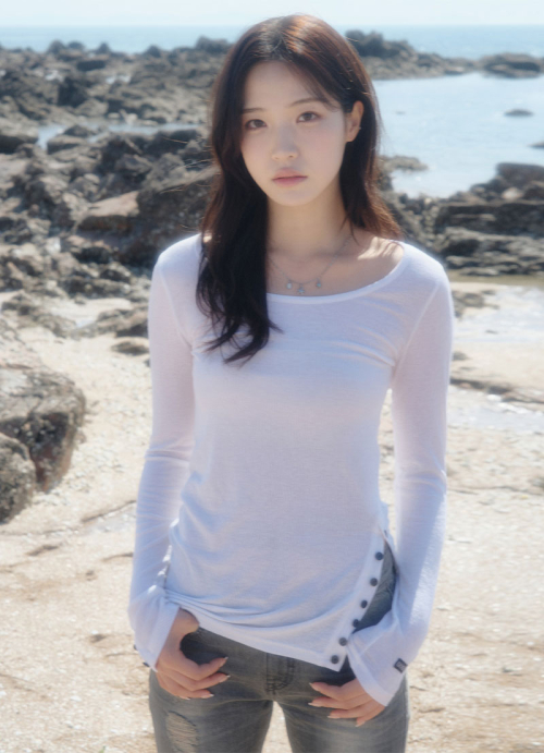 애즈온() DIAGONAL BUTTON T / WHITE 상품 이미지