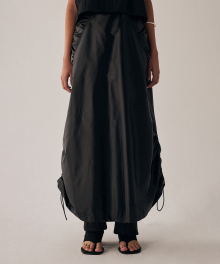 Shirring Layered Long Skirt [ Black ]