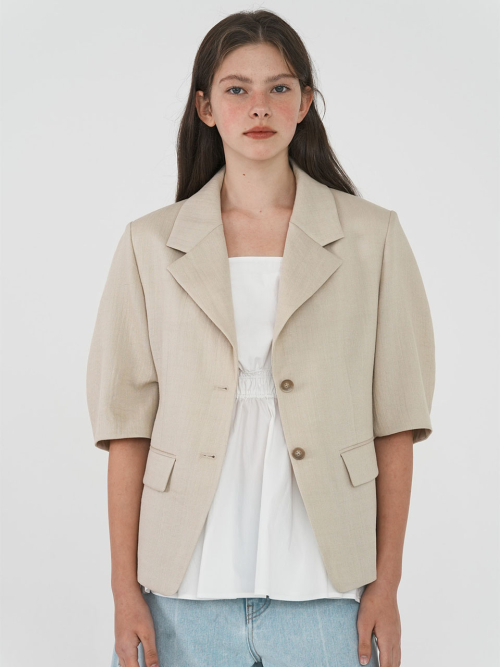 ★on&on★ Volume Sleeve Shortsleeved Jacket NEW4MJ621 Chalet Short Sleeve Down Jacket – MyAnorak