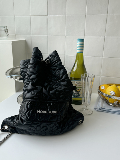 MOREJUDE★韓国★人気★Flower backpack black 追跡あり MOREJUDE☆韓国☆人気☆Flower backpack black 追跡あり