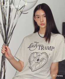 HEART LADY AND THE TRAMP BASIC FIT T SHIRT OATMEAL