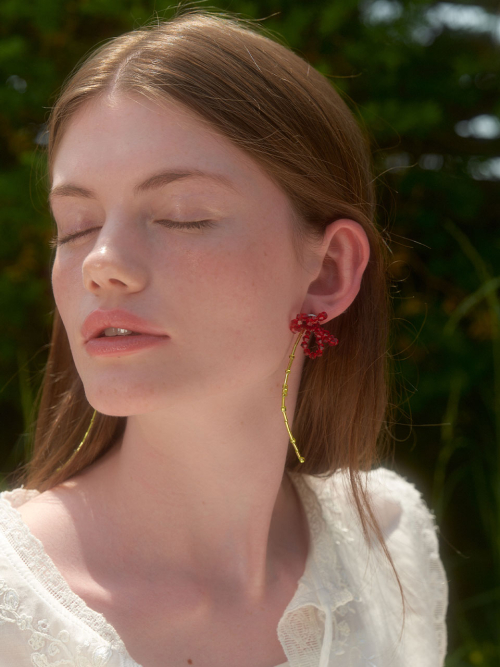 ピアス LOVE ME MONSTER Narcissus Beads Earrings L242MER080 러브미몬스터(LOVE ME MONSTER) Narcissus Beads Earrings