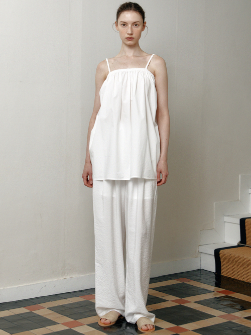 banding string flared top (white)