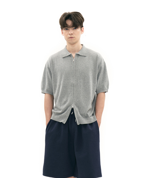 Two way short sleeved zip-up knit