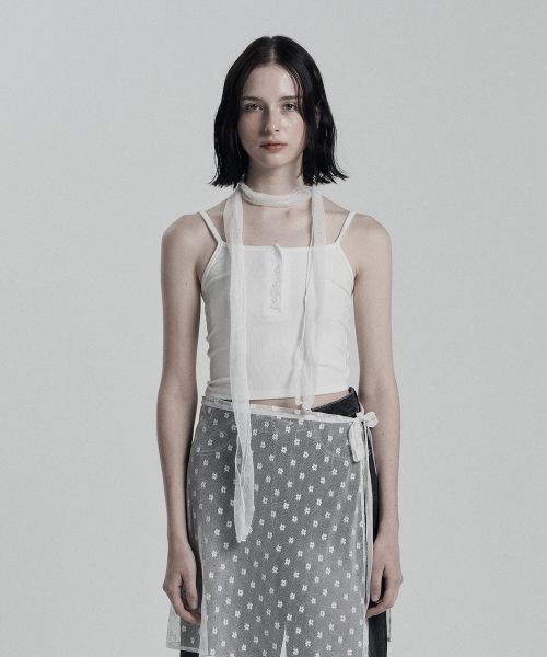 SQUARE-NECK BUTTON SLEEVELESS WHITE