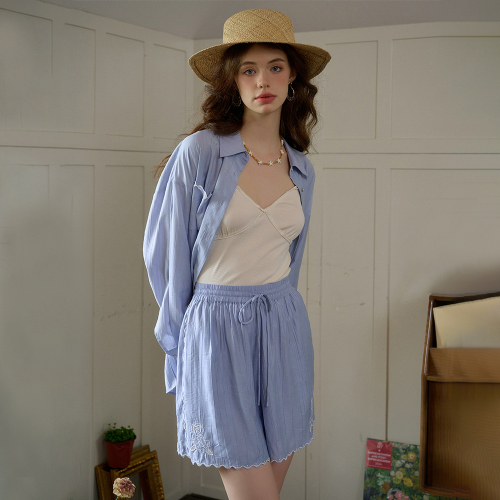 SR_Loose light-weight blue short pants
