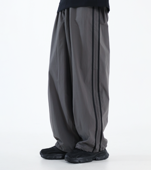 버튼서울() 베이직 라인 나일론 스트링 팬츠 (그레이) 상품 이미지