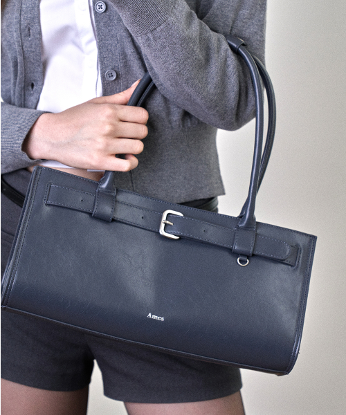 ★AMES-WORLDWIDE★BELTED TRAPEZ SHOULDER BAG IVORY★正規品 AMES-WORLDWIDE(アメスワールドワイド) バッグ・カバン