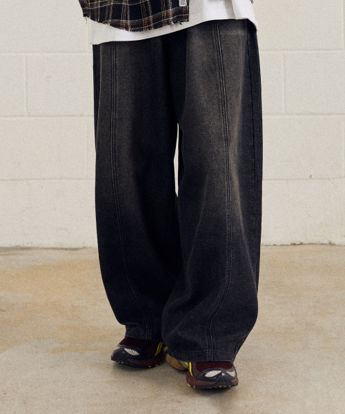 필루미네이트() 프론트 라인 데님 팬츠-블랙 상품 이미지