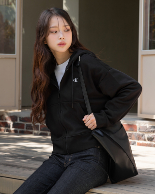 뉴진스와 함께한 CK의 모습은?