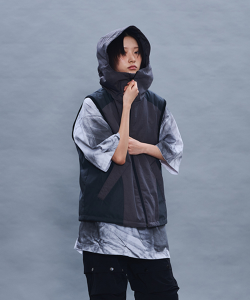 COLOR MATCHING HOODIE VEST GREY