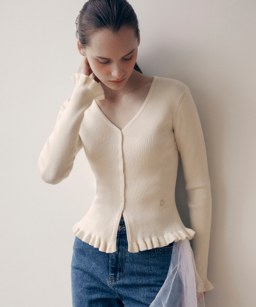 V NECK RUFFLE CARDIGAN IVORY