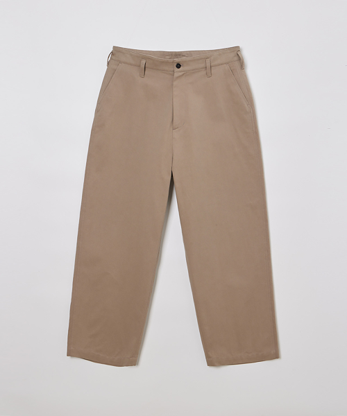 MAN CLASSIC CHINO PANTS DEEP BEIGE