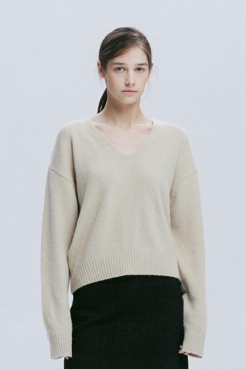 MUSINSA | AFTERHOURS V-NECK ALPACA KNIT TOP (LIGHT BEIGE)