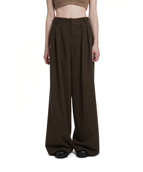 Pleated Trousers_Brown
