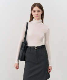 ESSENTIAL TURTLENECK TENCEL T-SHIRT IVORY_UDTS4C203IV