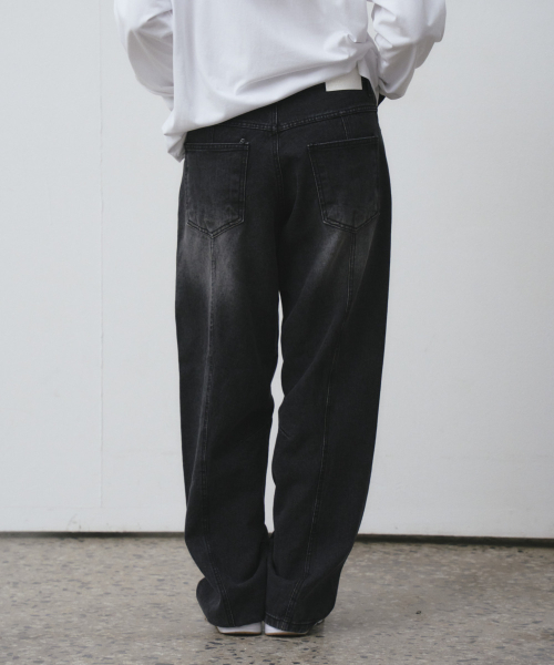 Широкие джинсы Engineered Wide Fit [Black]