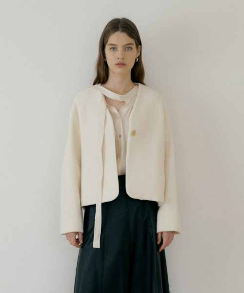 V NECK SHORT COAT- Ivory