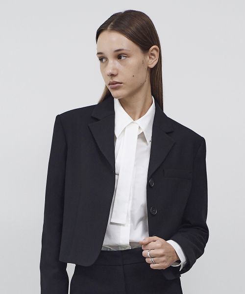 WOOL BLEND CROP JACKET- BLACK