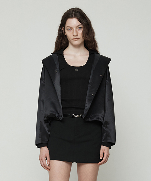 Полуоверсайз куртка с капюшоном [Black]