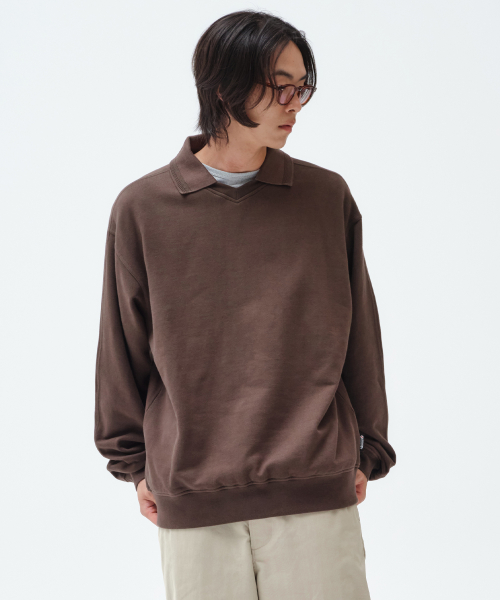 COLLAR CREW NECK (BROWN)