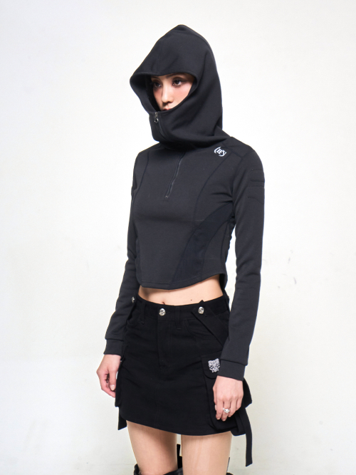 PATCH HIGH-NECK HOODIE TOP Чёрный