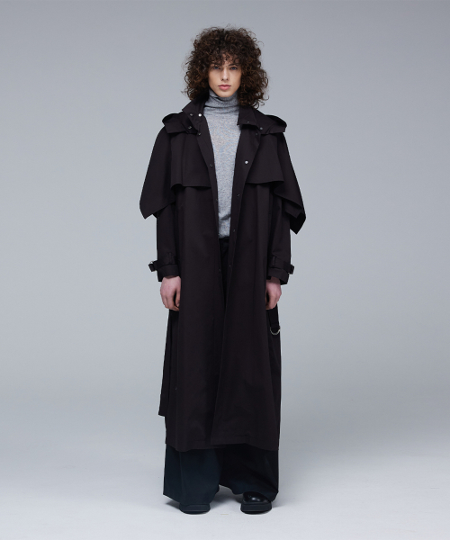 Back pleats long trench coat