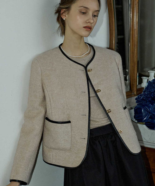 Leather Line Point Tweed Jacket - Beige