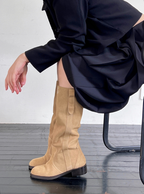 Kintu leather boots
