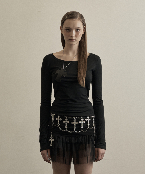 トップス illio FAUX LEATHER CROSS NECKLACE TOP 韓国 illio】FAUX LEATHER CROSS NECKLACE TOP