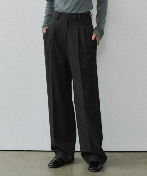 Classic two-tuck slacks
