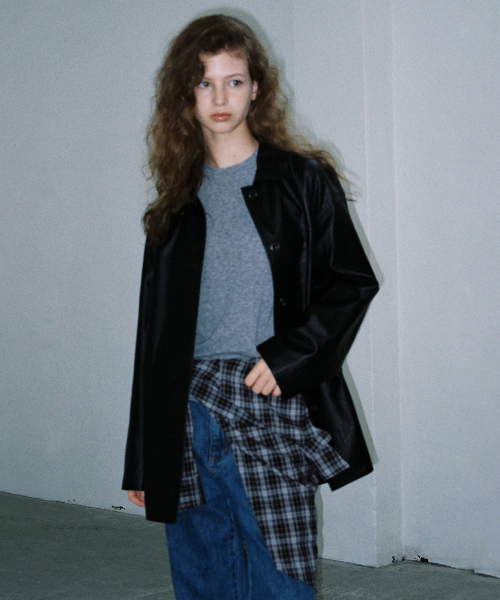 Mila leather half jacket (black)