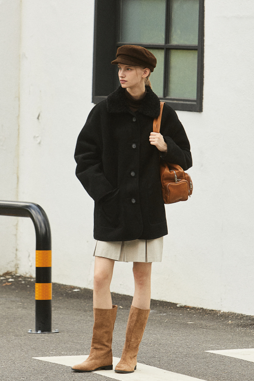 REVERSIBLE MUSTANG COLLOR COAT BLACK