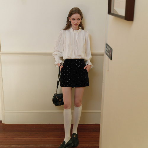 Cest_Polka dot velvet short pants