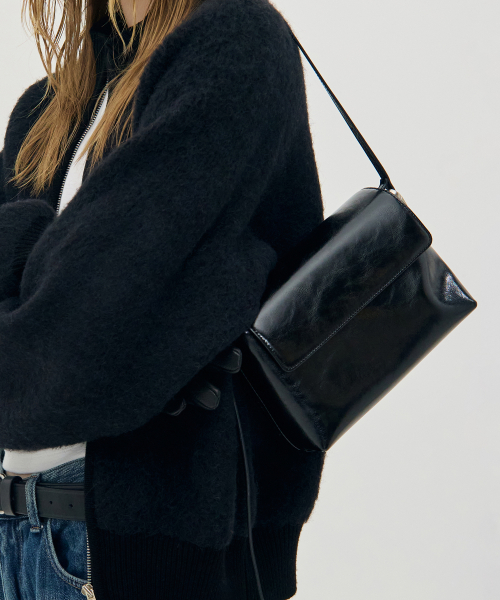 로우클래식(LOW CLASSIC) LEATHER MINI BAG_BLACK_LC257BA05BK