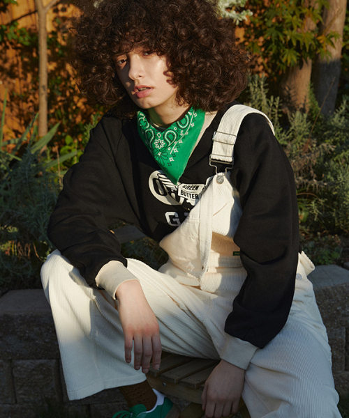 Contrast Fluff Sweatshirt (Black)