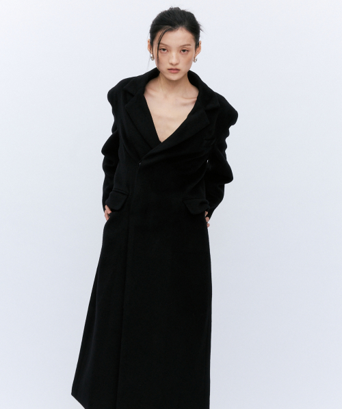 VIRGIN WOOL COAT BLACK