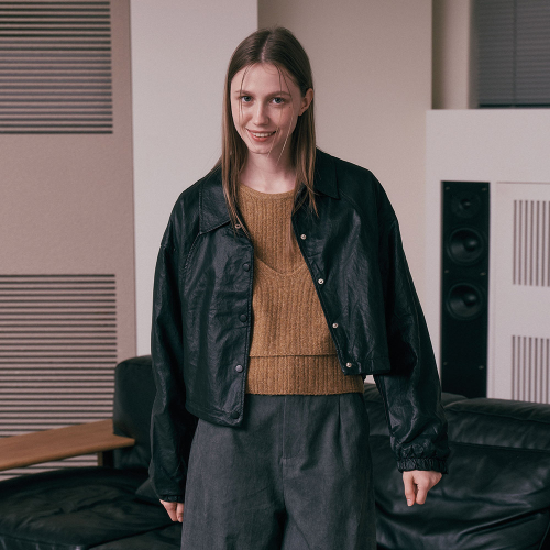 AR_Sleeve pleated leather jacket